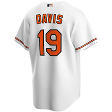 Load image into Gallery viewer, Men's Baltimore Orioles Chris Davis Nike White Home Replica Player Name Jersey