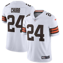 Load image into Gallery viewer, Men&#39;s Cleveland Browns Nick Chubb Nike White Vapor Limited Jersey