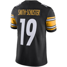 Load image into Gallery viewer, Men&#39;s Pittsburgh Steelers JuJu Smith-Schuster Nike Black Team Color Vapor Untouchable Limited Jersey