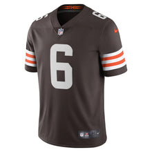 Load image into Gallery viewer, Men&#39;s Cleveland Browns Baker Mayfield Nike Brown Vapor Limited Player Jersey